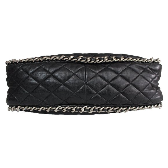 CHANEL Quilted Chain Trim Leather Shoulder Bag CC - Picture 4 of 8
